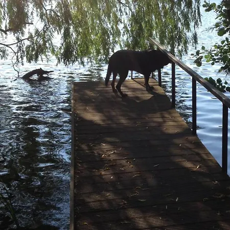 Haeuschen Direkt Am See Mit Sauna *