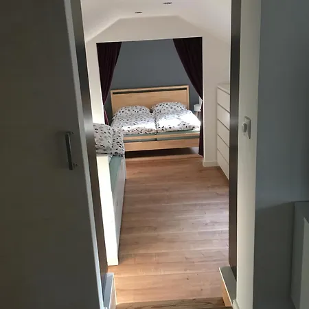 Hébergement de vacances Haeuschen Direkt Am See Mit Sauna *