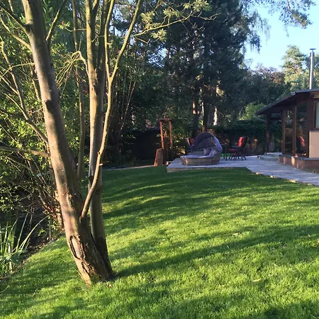Hébergement de vacances Haeuschen Direkt Am See Mit Sauna *