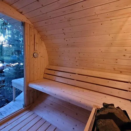 Haeuschen Direkt Am See Mit Sauna *