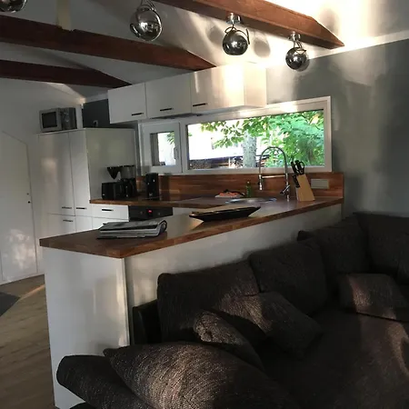 Haeuschen Direkt Am See Mit Sauna